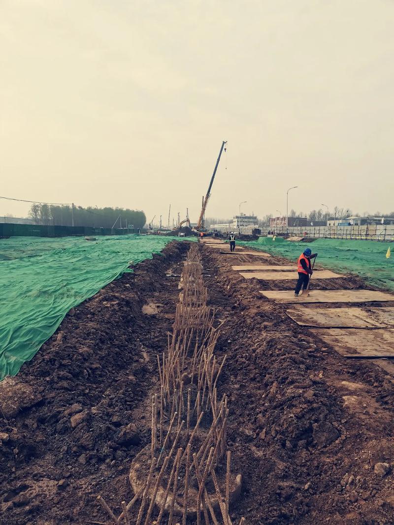济南工地八百支护桩施工稳步推进，地基基础桩基施工全面推进